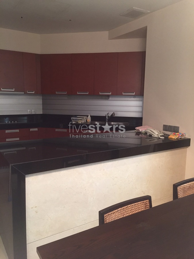 2 Bedrooms condo for rent close to BTS Chongnonsi, photo 5
