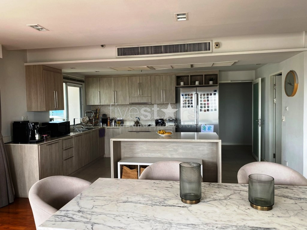 Condo moderne de 3 chambres à louer sur Sathorn, photo 5