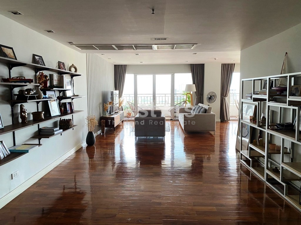 Condo moderne de 3 chambres à louer sur Sathorn, photo 3