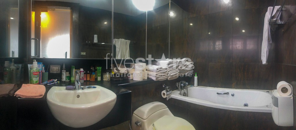 Grand appartement d'une chambre à vendre proche BTS Chong Nonsi, photo 10