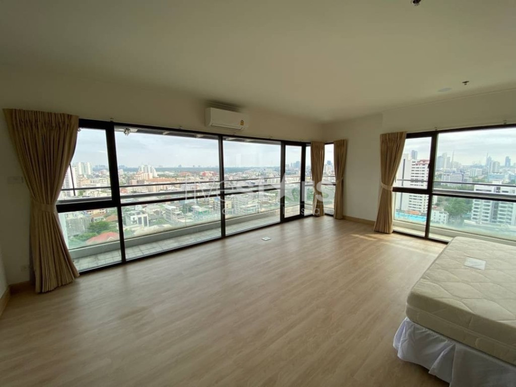 Condo spacieux de 2 chambres à louer à proximité de la station de MRT Lumpini., photo 3