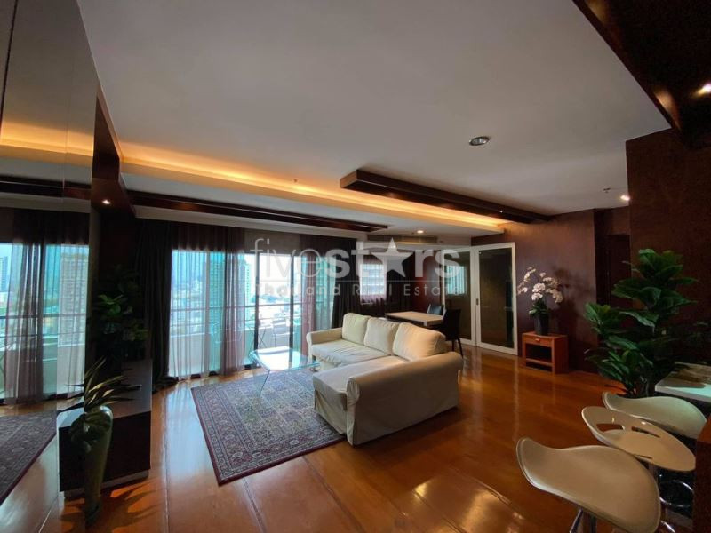 Grand condo 1 chambre à vendre sur Sathorn