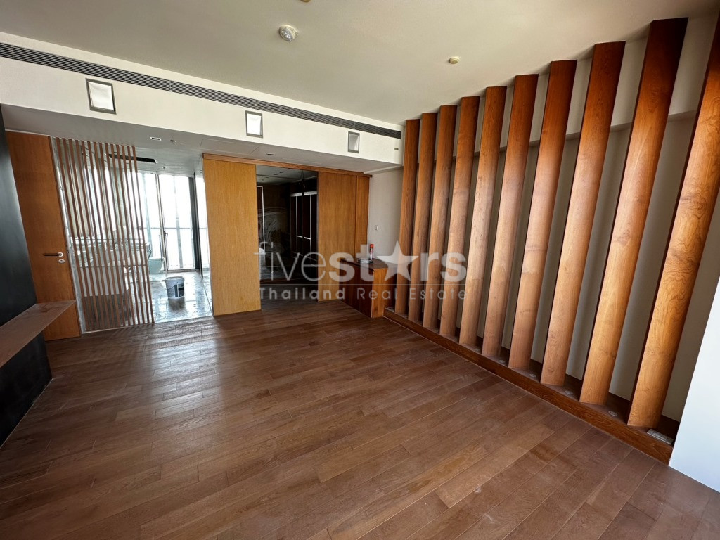 A vendre 3 chambres en étage élevé sur Chong Nonsi – Sathorn, photo 9