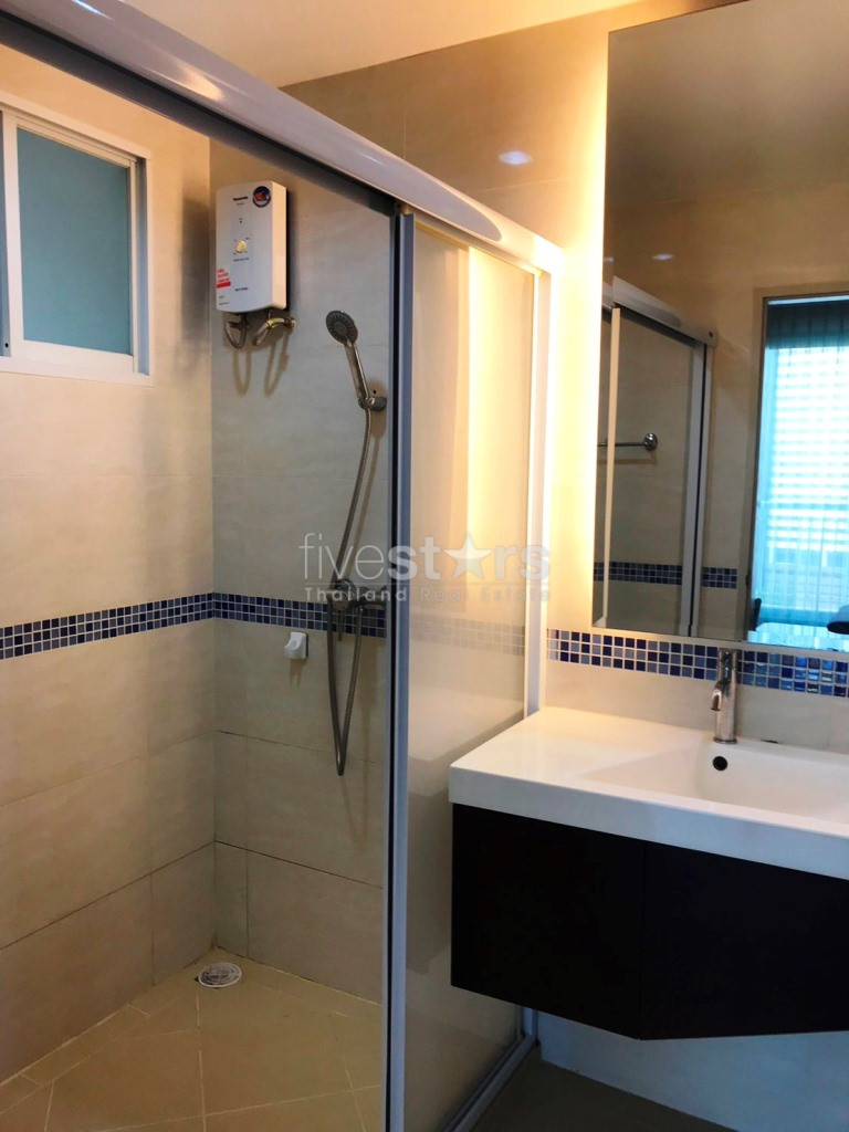 Appartement d'une chambre à louer dans le quartier Sathorn, photo 8
