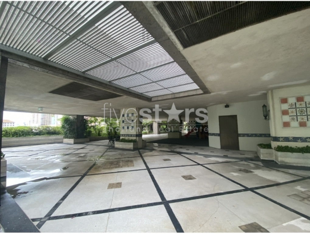 Condo 2+1 chambres à louer sur Sathorn, photo 5