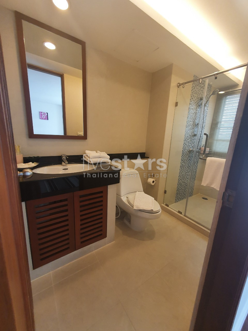 Grand condo 4 chambres à louer sur Sathorn, photo 12