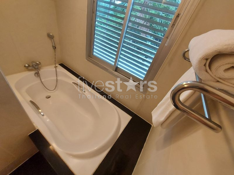 Grand condo de 3 chambres à louer à Sathorn, photo 14