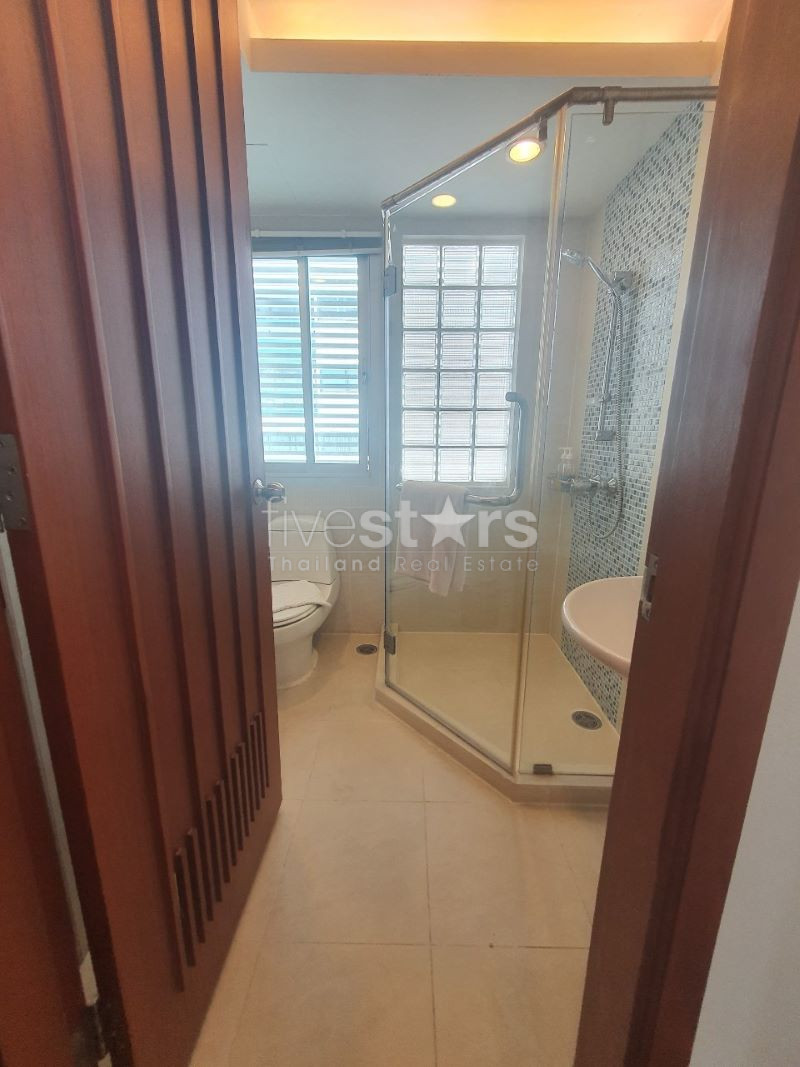 Grand 3 chambres à louer sur Sathorn, photo 14
