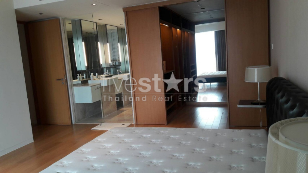Condo de 3 chambres à louer près de la station BTS Chong Nonsi, photo 4