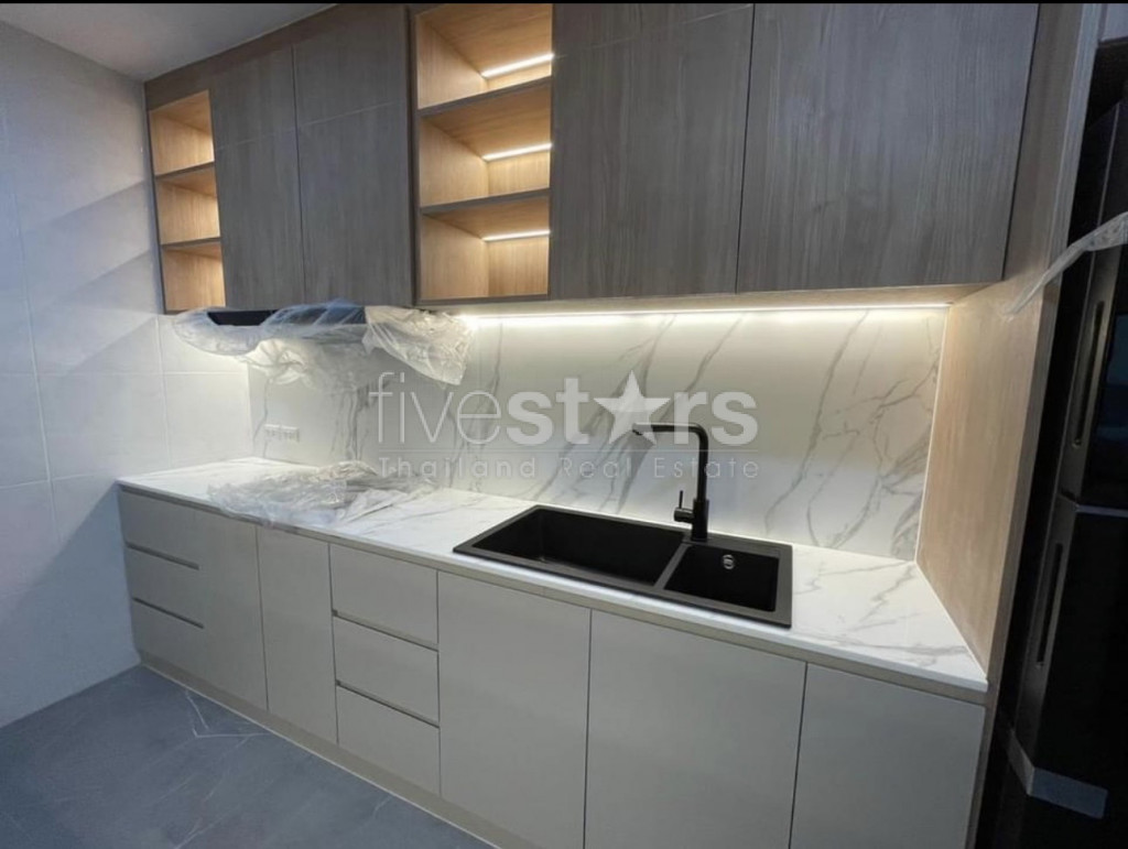 Condo de 3 chambres en étage élevé à louer sur Lumpini - Sathorn, photo 13