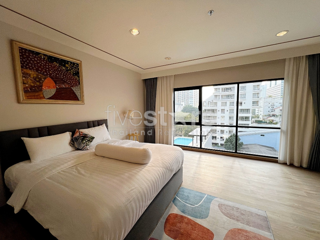 Appartement moderne de 3 chambres, très luxueux, de faible hauteur et acceptant les animaux de compagnie sur Sathorn, photo 8
