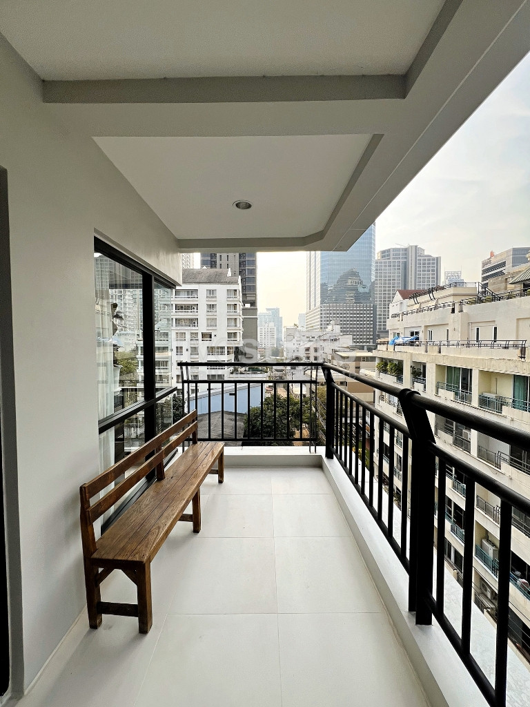 Appartement moderne de 3 chambres, très luxueux, de faible hauteur et acceptant les animaux de compagnie sur Sathorn, photo 9
