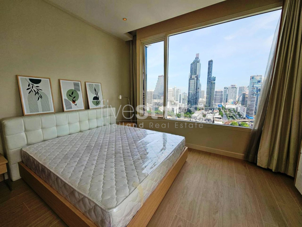 condo de luxe de 2 chambres avec SkyTrain BTS en face de l'immeuble Sathorn, photo 7