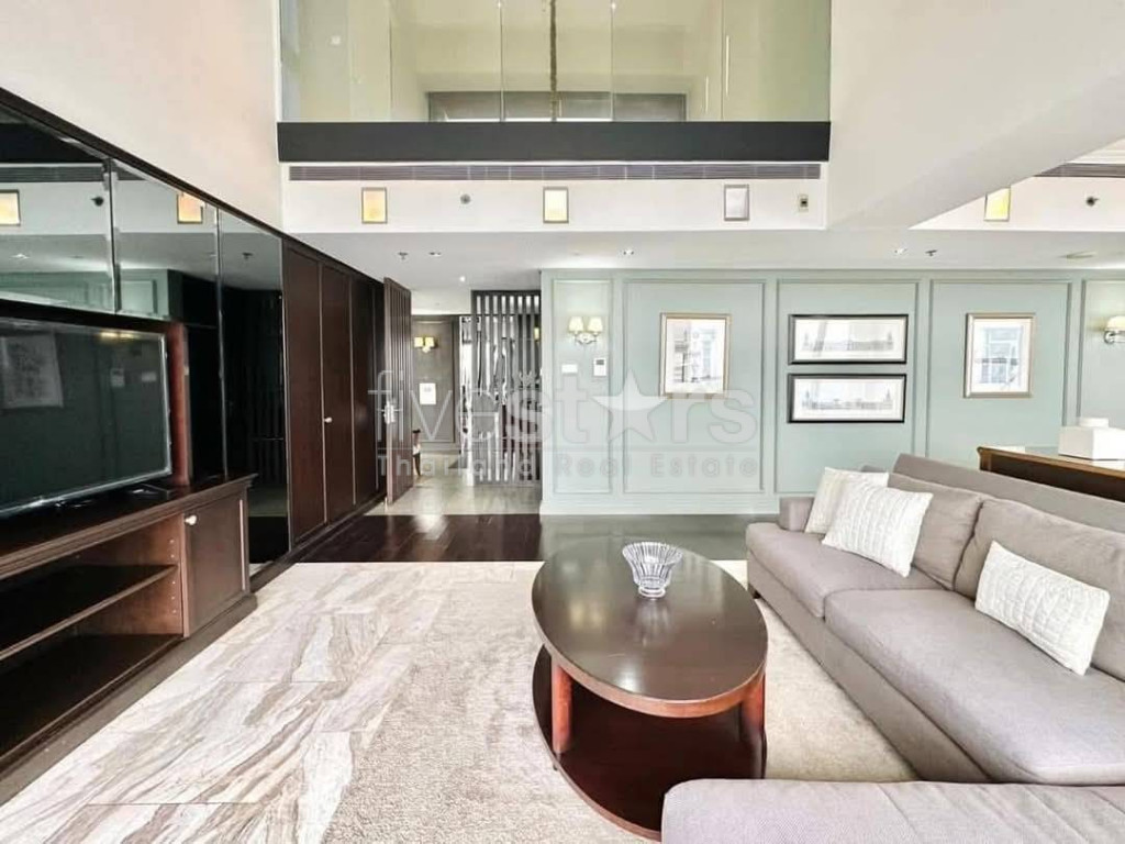 Duplex de 4 chambres à louer sur Sathorn, photo 15