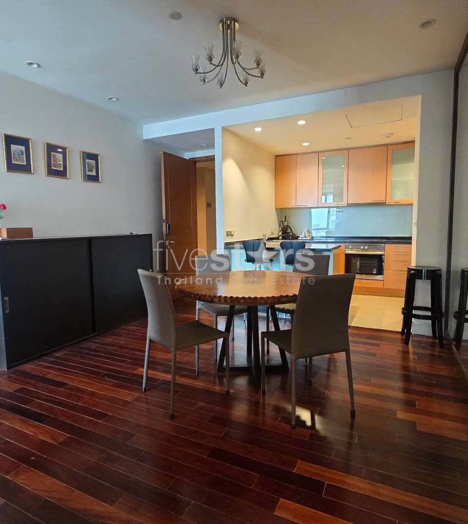 2-bedroom spacious condo in the heart of Sathorn, photo 2