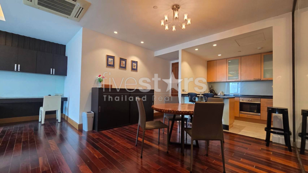 2-bedroom spacious condo in the heart of Sathorn