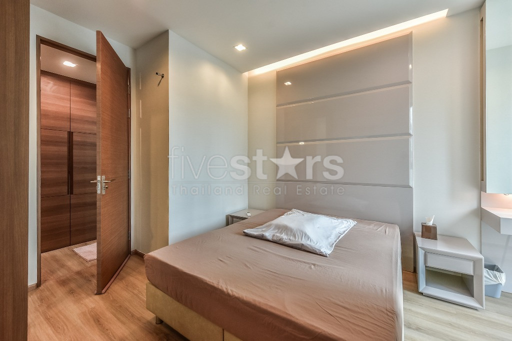Appartement de 2 chambres récemment rénové à vendre à Sathorn, photo 9