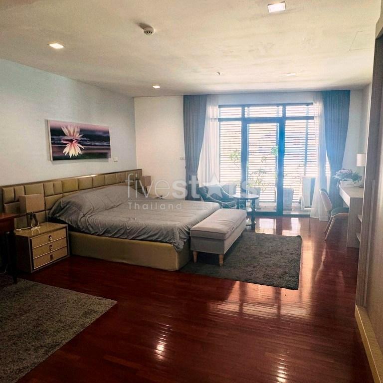 Spacious 4-bedroom low-rise condo for rent on Rama 4, connected to Sathorn, photo 3