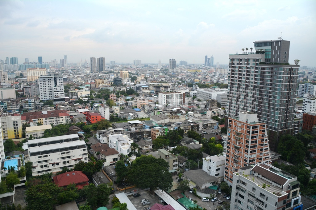 Appartement 2 chambres spacieux en plein coeur de Sathorn