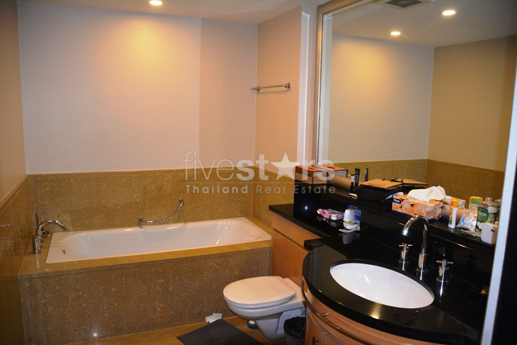 Appartement 2 chambres spacieux en plein coeur de Sathorn, photo 12