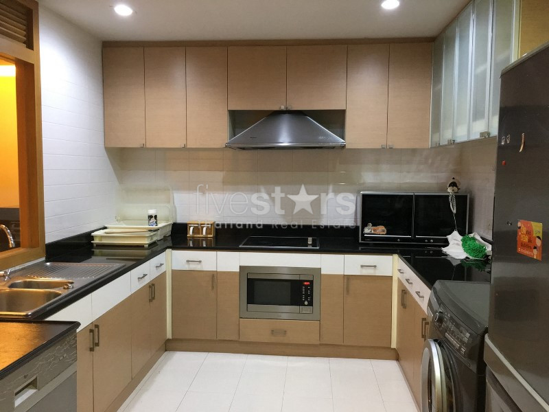 Specious 2 bedroom for rent in Sathorn, photo 9
