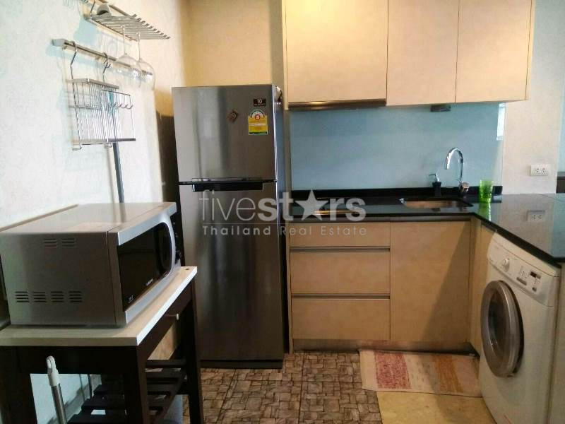 1 bedroom condo for sale on Sathorn, photo 8