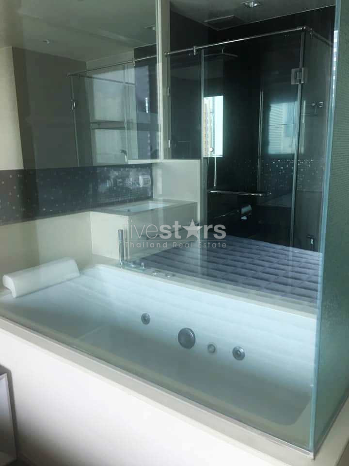 2-bedrooms modern condo for rent close to BTS Chong Nonsi, photo 6