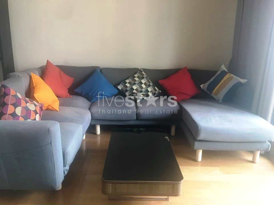2-bedrooms modern condo for rent close to BTS Chong Nonsi, photo 2