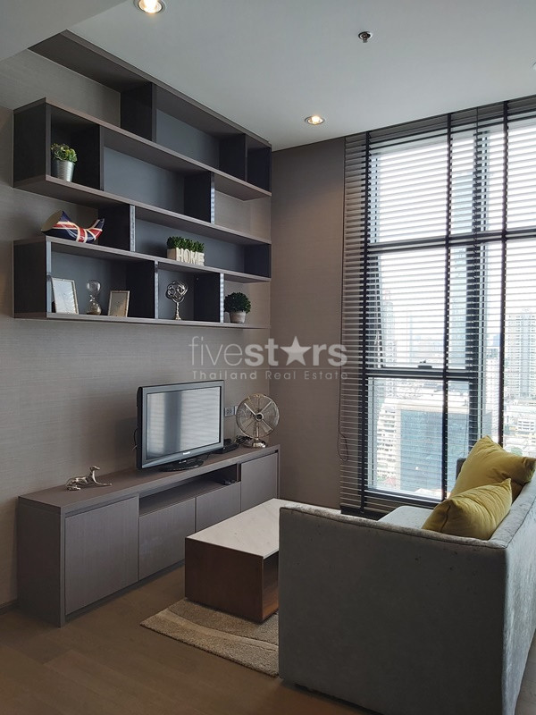 Appartement d'une chambre à vendre près de la station de BTS Surasak, photo 8