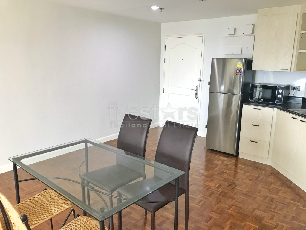 à Bangkok, bel appartement avec vue dégagée quartier Sathorn, photo 8