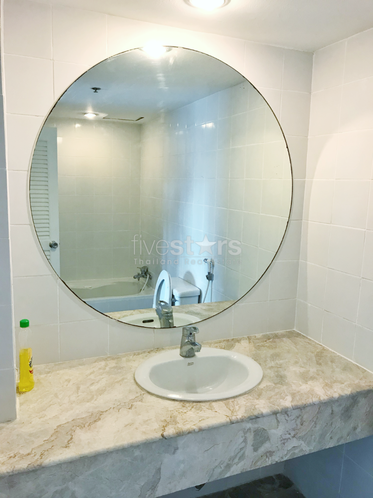 à Bangkok, bel appartement avec vue dégagée quartier Sathorn, photo 10