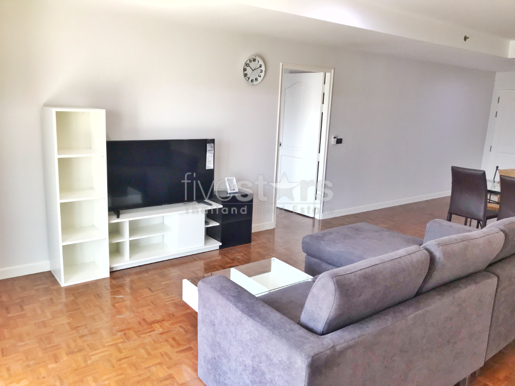 à Bangkok, bel appartement avec vue dégagée quartier Sathorn, photo 3
