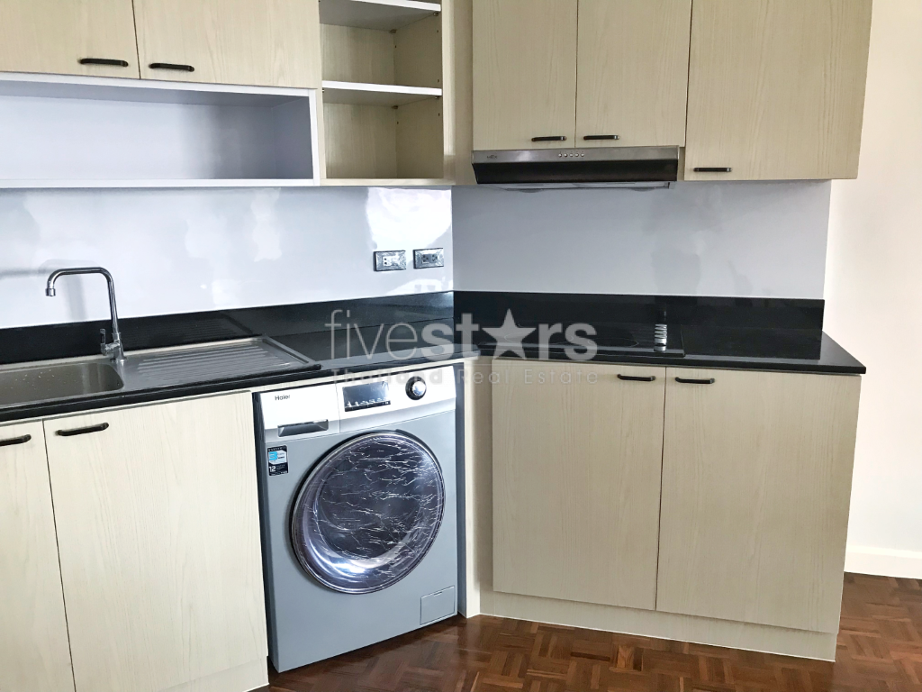 à Bangkok, bel appartement avec vue dégagée quartier Sathorn, photo 6