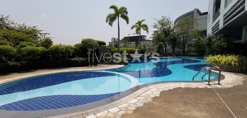 à Bangkok, bel appartement avec vue dégagée quartier Sathorn, photo 15