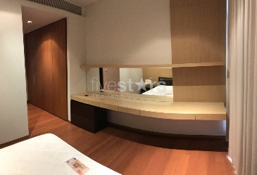 2 bedroom condo for rent on Sathorn, photo 6
