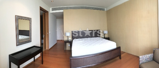 2 bedroom condo for rent on Sathorn, photo 4