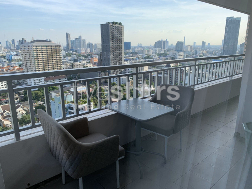 Condo moderne de 3 chambres à louer sur Sathorn, photo 16