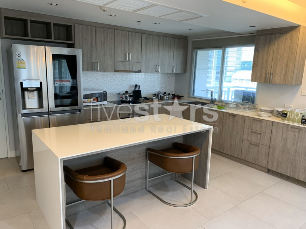 Condo moderne de 3 chambres à louer sur Sathorn, photo 15