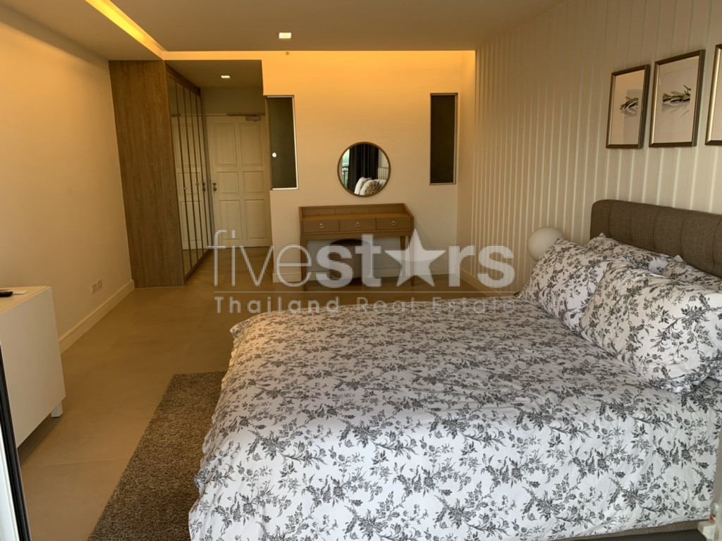 Condo moderne de 3 chambres à louer sur Sathorn, photo 13
