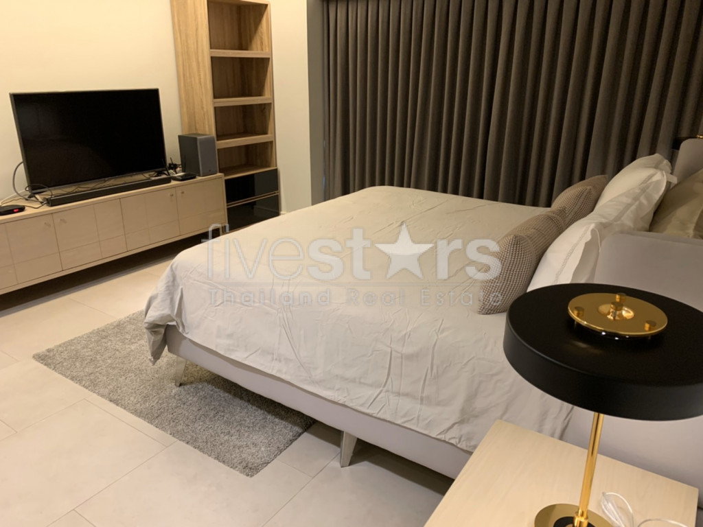 Condo moderne de 3 chambres à louer sur Sathorn, photo 8