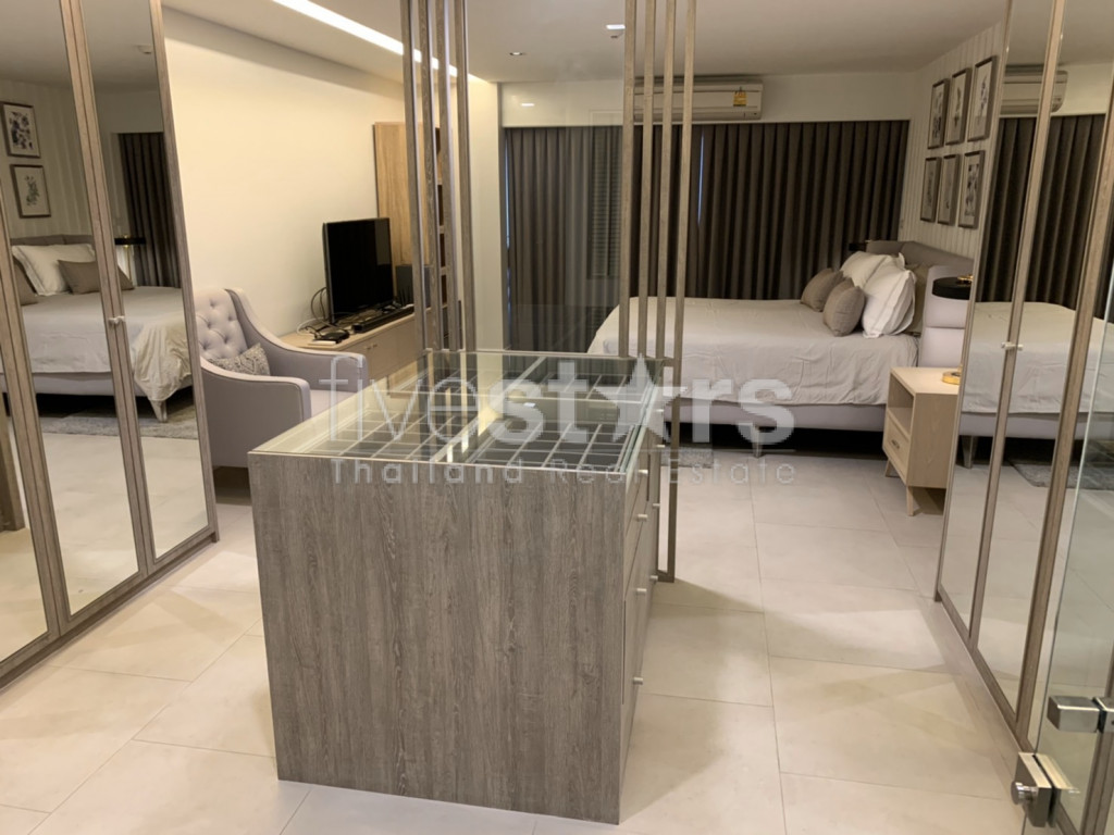 Condo moderne de 3 chambres à louer sur Sathorn, photo 7