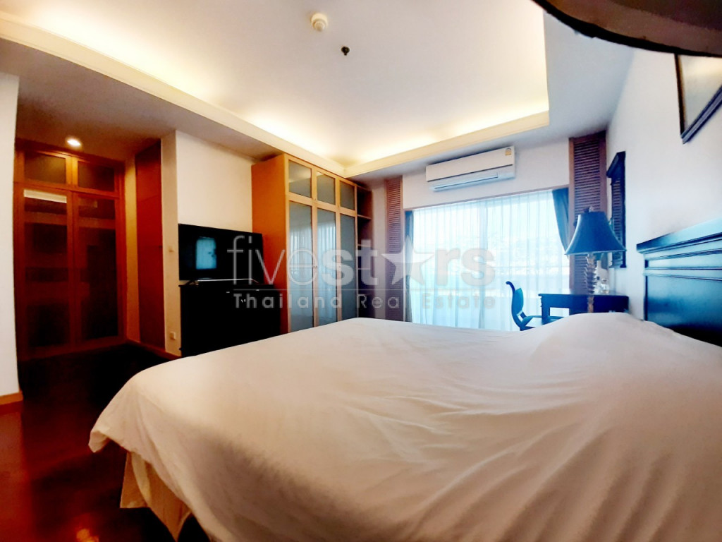 3 bedroom apartment for rent on Sathorn, photo 5