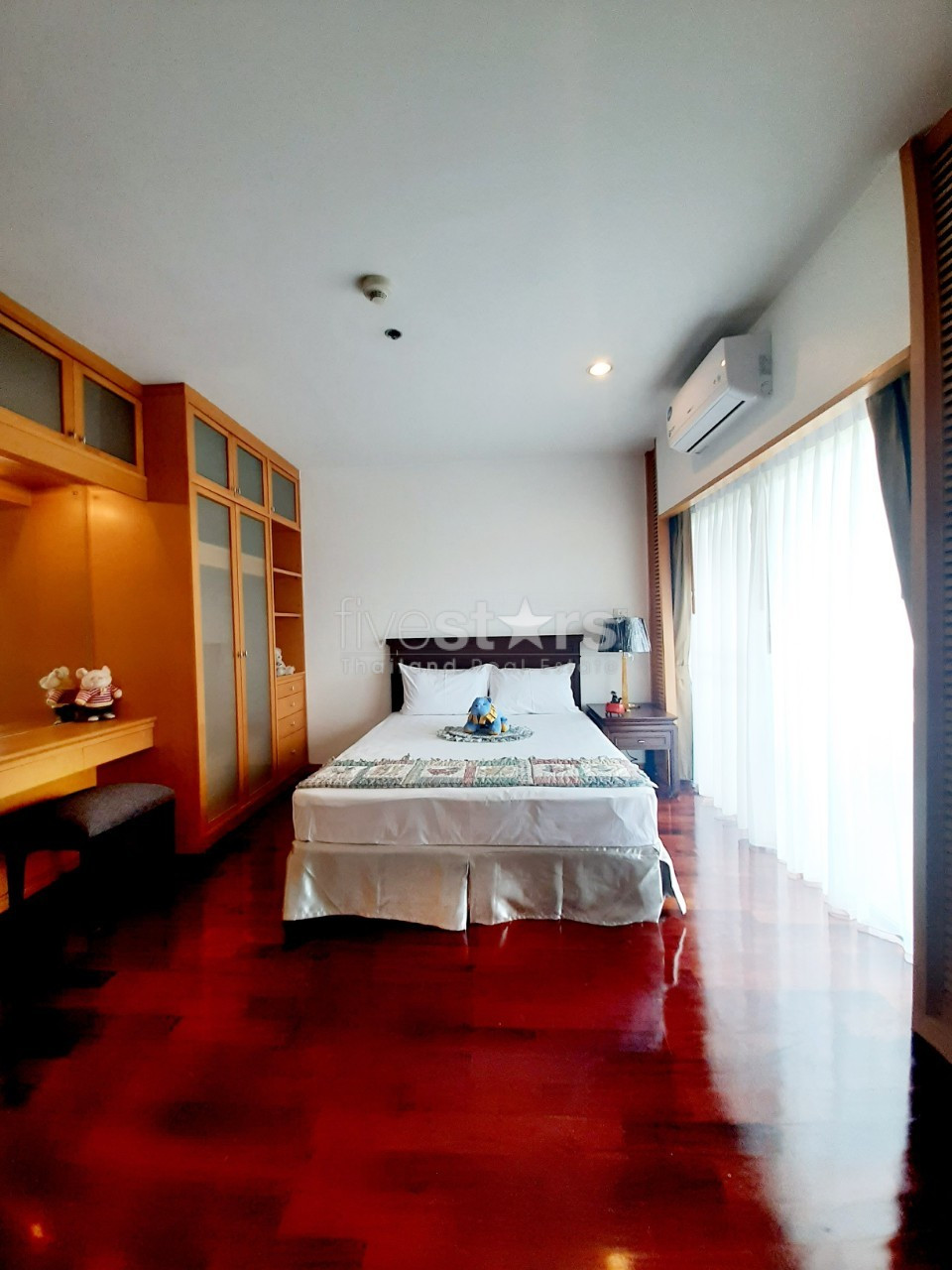 3 bedroom apartment for rent on Sathorn, photo 3