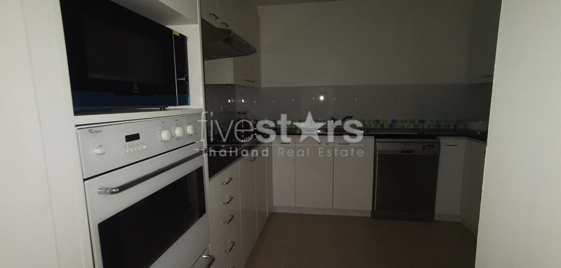Appartement de 3 chambres à louer sur Sathorn, photo 7