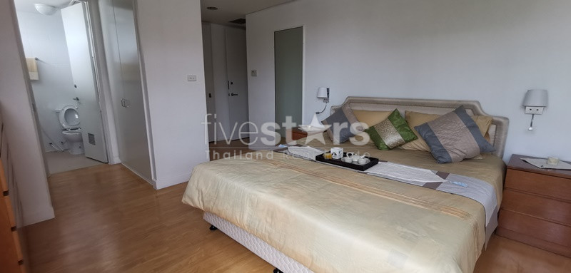 Appartement de 3 chambres à louer sur Sathorn, photo 3