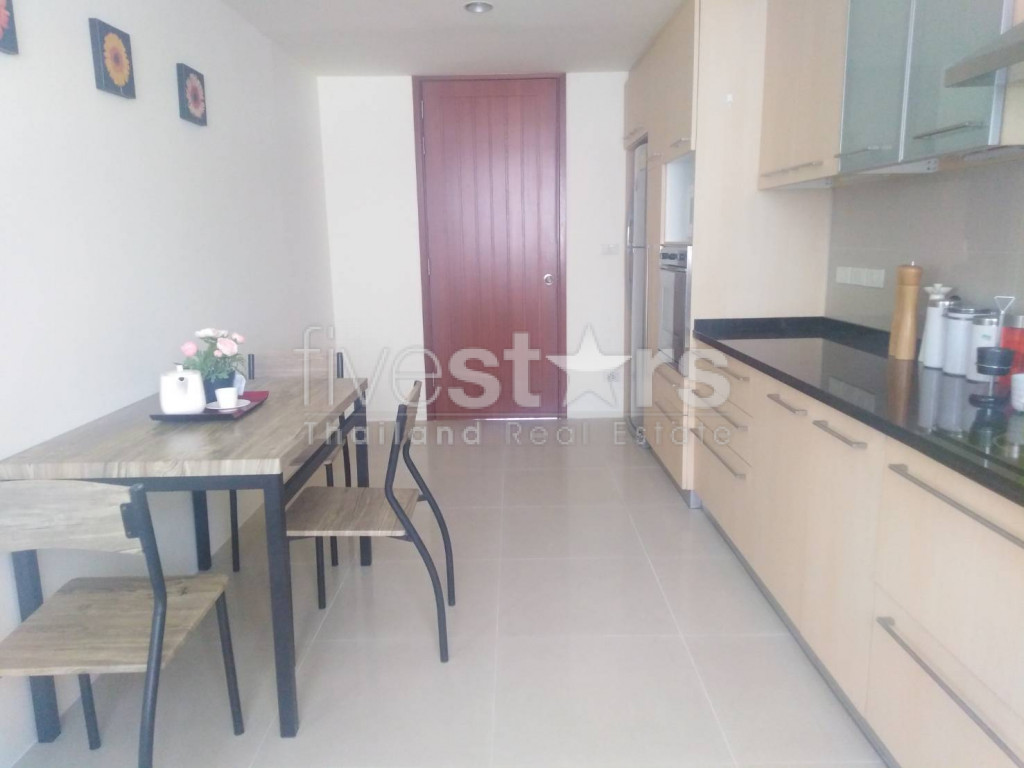 4 bedroom apartment for rent close Surasak BTS station, photo 7