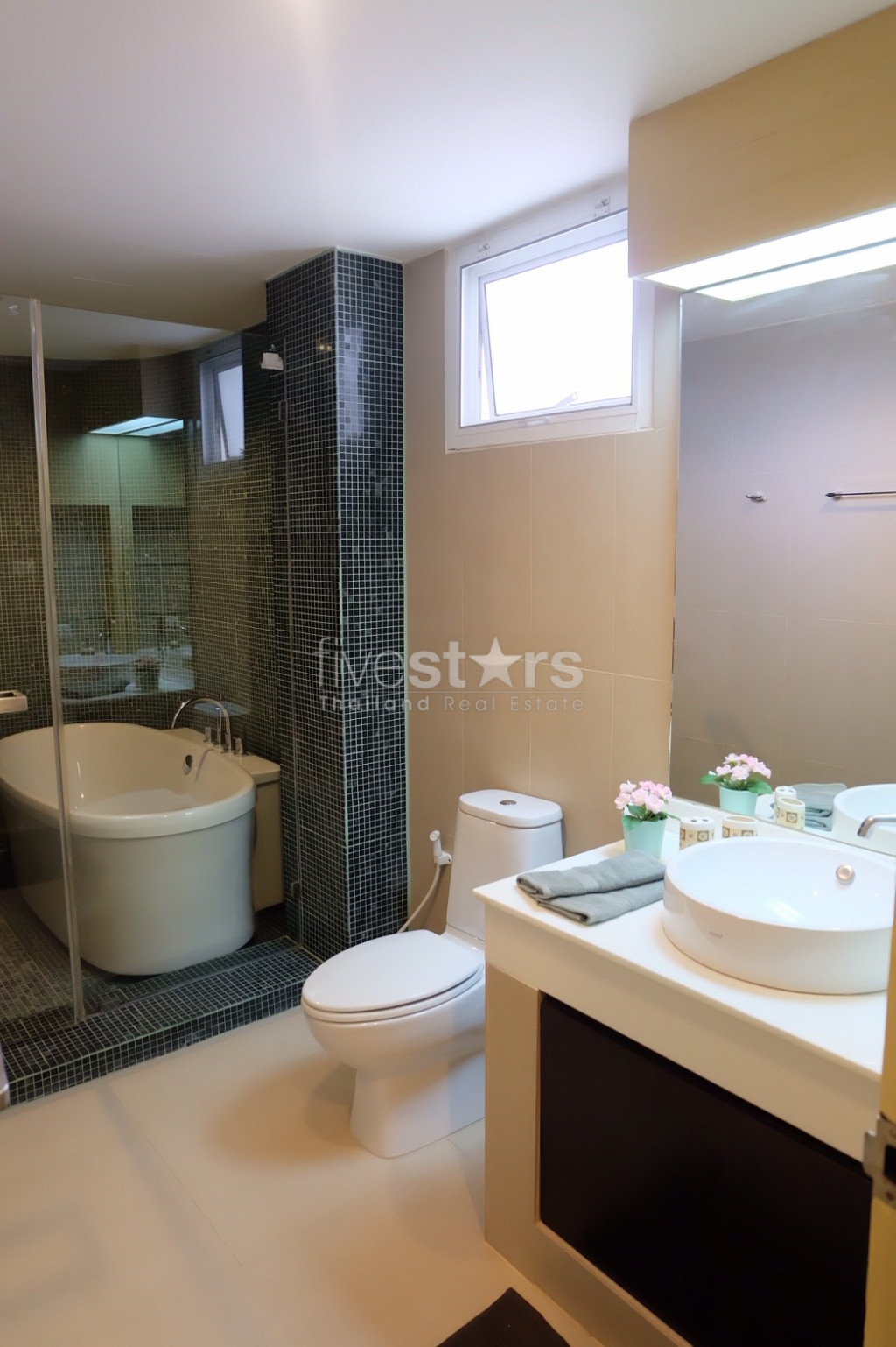 3 bedroom apartment for rent close to Surasak BTS station, photo 7