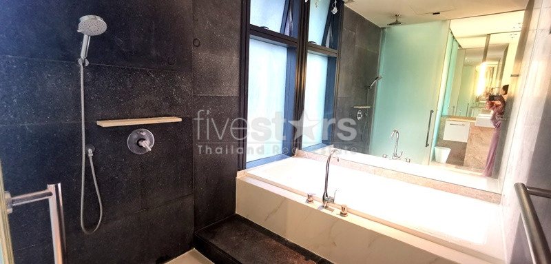 3 bedroom condo for rent on Sathorn, photo 8