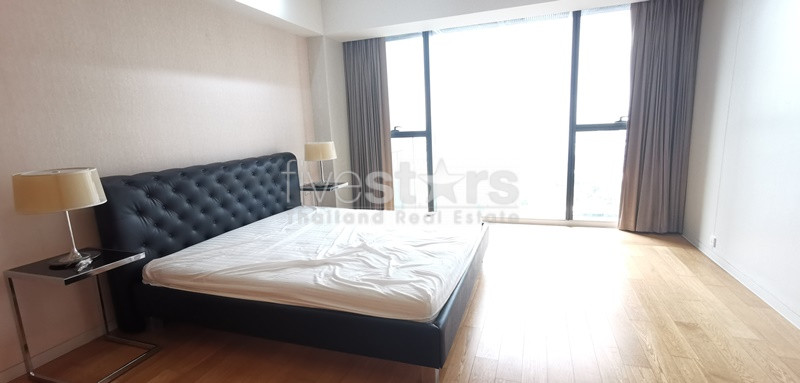 3 bedroom condo for rent on Sathorn, photo 7
