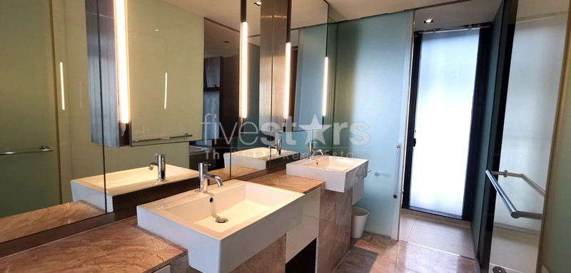 3 bedroom condo for rent on Sathorn, photo 9